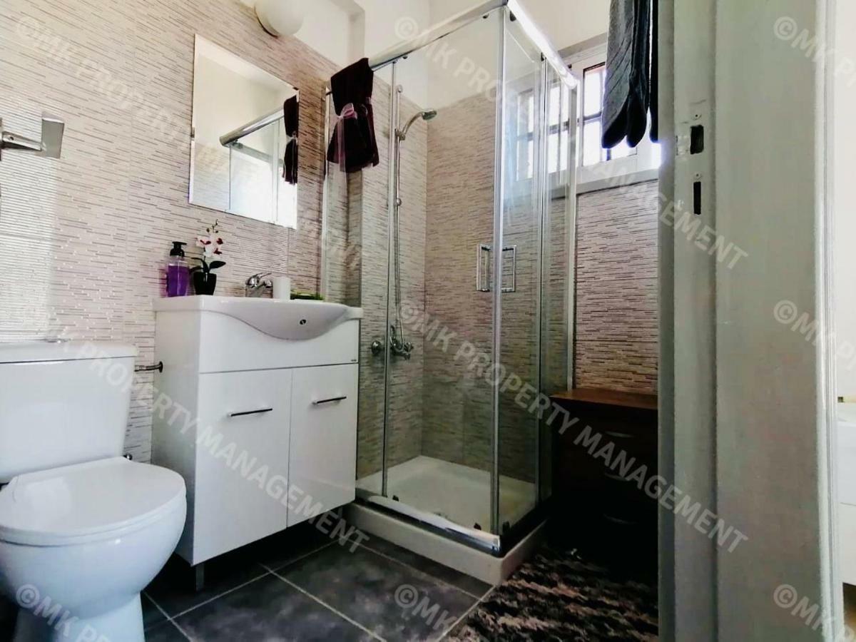 לרנקה Lysia Sea-View Apartment מראה חיצוני תמונה
