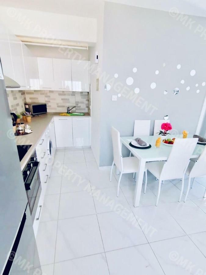 לרנקה Lysia Sea-View Apartment מראה חיצוני תמונה