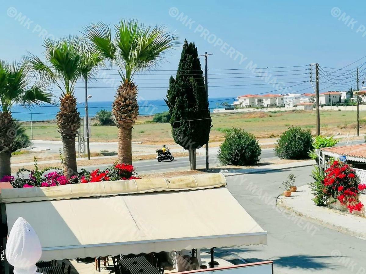 לרנקה Lysia Sea-View Apartment מראה חיצוני תמונה