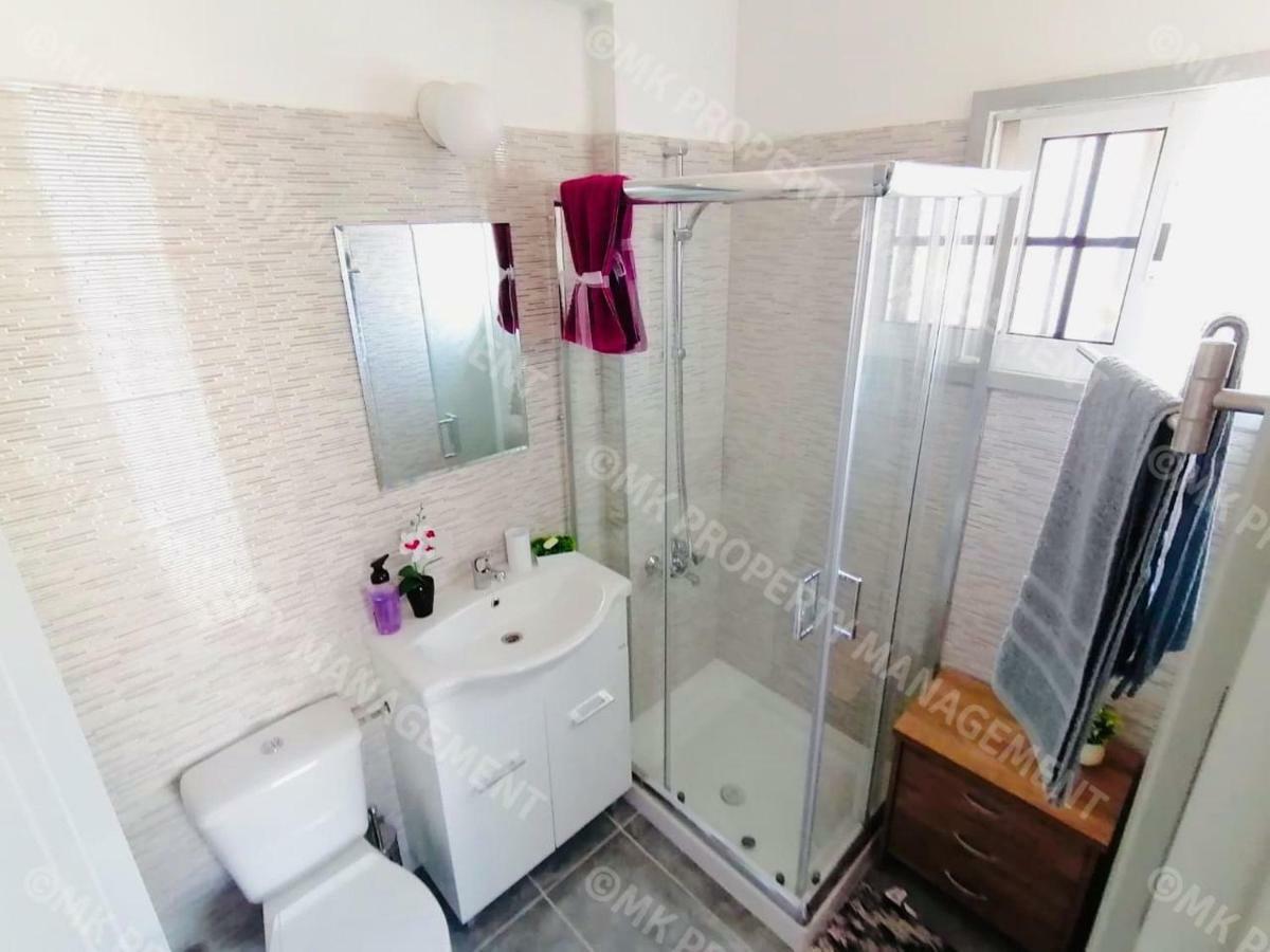 לרנקה Lysia Sea-View Apartment מראה חיצוני תמונה